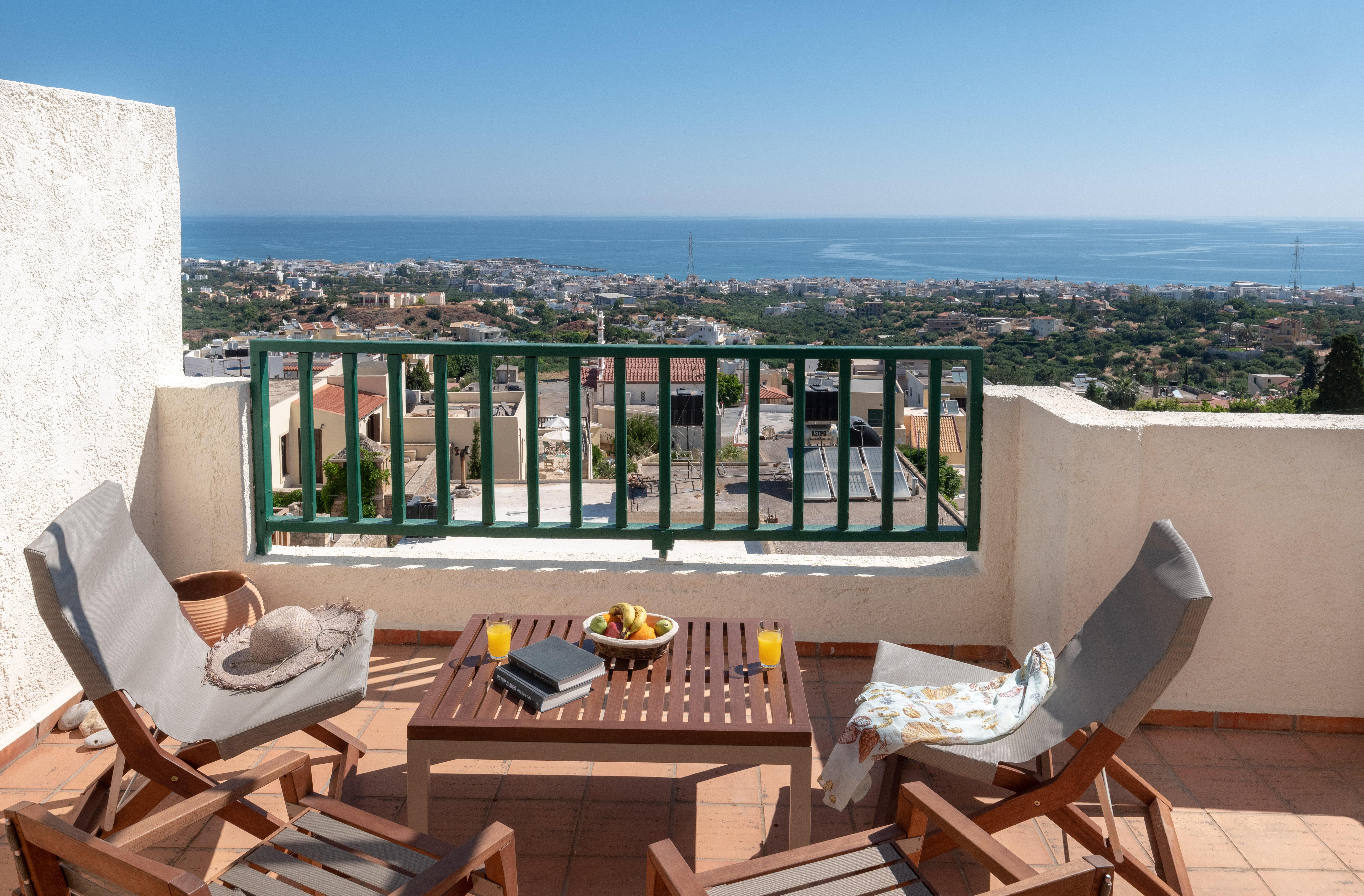 Amazones Village Suites Hersonissos  Exterior foto