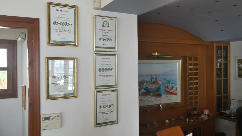 Amazones Village Suites Hersonissos  Exterior foto